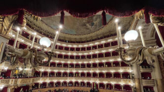 Il Teatro San Carlo Di Napoli