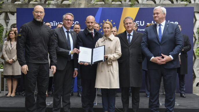 Il Tribunale Speciale Per Il C