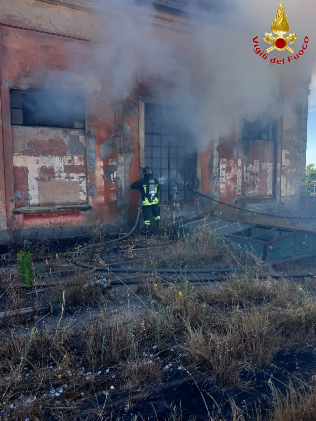 Incendio Distrugge Una Cantina