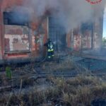 Incendio Distrugge Una Cantina Sociale Abbandonata In Via Dei Tre Denari A Fiumicino, Nessun Ferito