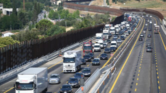 Incidente Con Due Mezzi Pesant