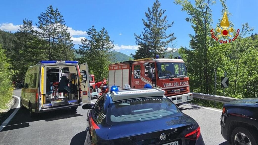 Incidente Mortale Tra Auto E M