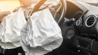 Incidente Tra Due Peugeot Dava