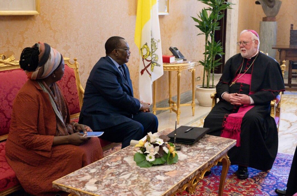 Incontro In Vaticano Tra Il Vi