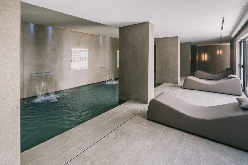 Interni Di Una Spa Di Lusso Gestita Dallazienda Italiana Bf Wellness