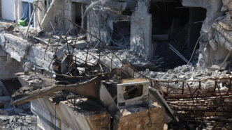 Israel Attacca Zone Intorno A