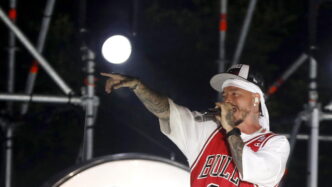 J Balvin Tra Le Strade Di Mont