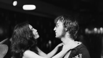 John E Yoko A New York3A Il Doc