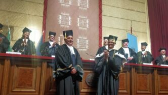 Julc3Ado Velasco Riceve La Laurea