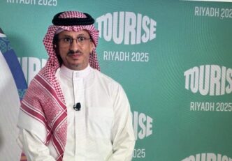 Le28099Arabia Saudita Presenta Tour