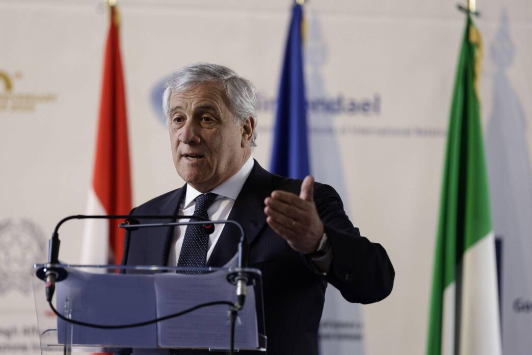 Le28099Italia Punta A Rafforzare I