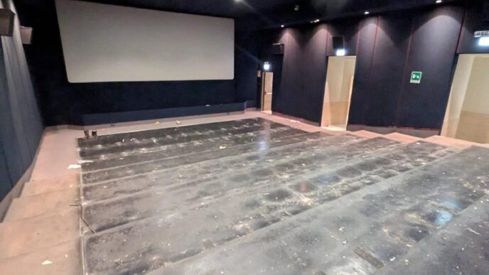 Le28099Ex Cinema Roma Di Vicenza Pr