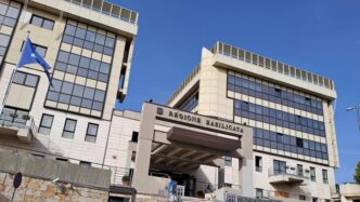 La Giunta Regionale Della Basi