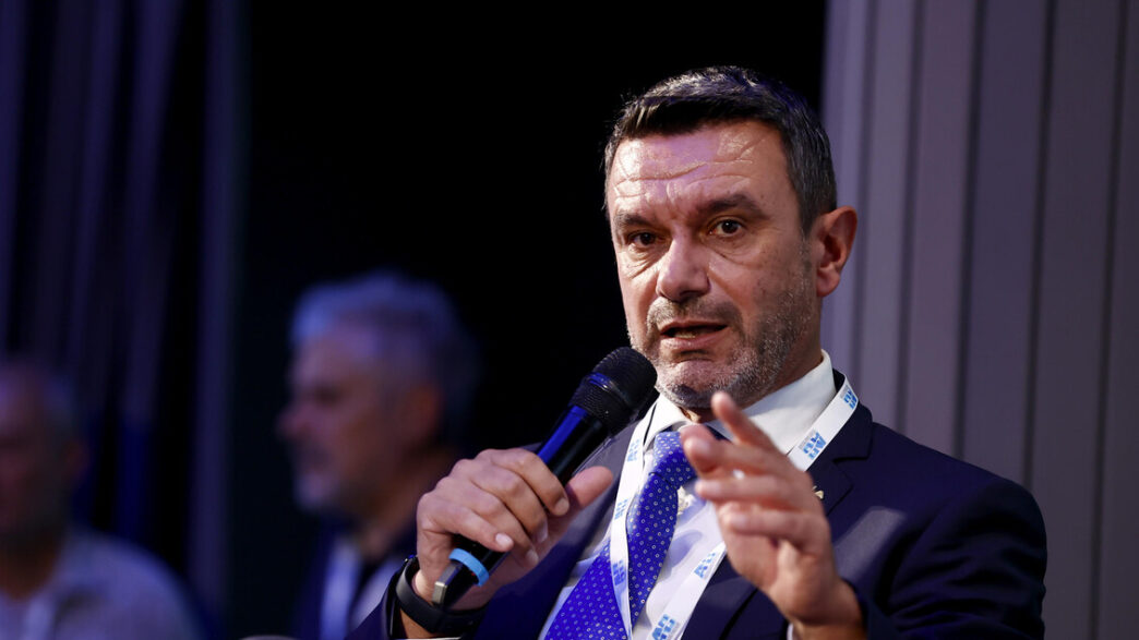 La Pac Deve Restare Indipenden