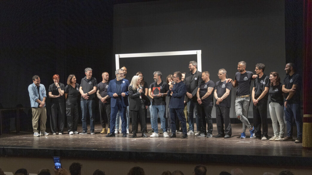 La Pic3A8Ce Senza Parole Vince Il