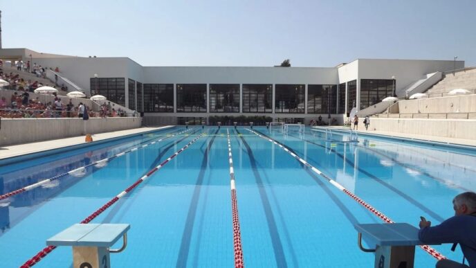 La Piscina Della Mostra De28099Oltr