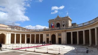 La Prima Commissione Del Consi