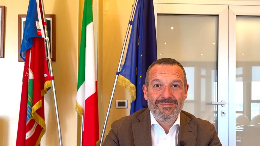 La Sfida Della Fusione Fra Tre