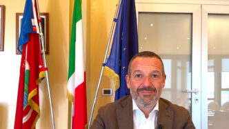 La Sfida Della Fusione Fra Tre