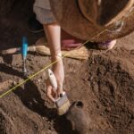 Lavori Di Riqualificazione A Gela Portano Alla Luce Sei Tombe Arcaiche Con Corredi Funerari