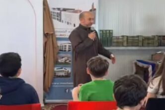 Lezione In Moschea A Sesto San