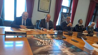 Mafia Il Mondo Parallelo3A Tavo