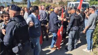 Manifestazione Contro Il Nuovo