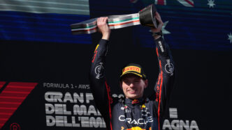 Marz Verstappen3A E2809Camo Guidare
