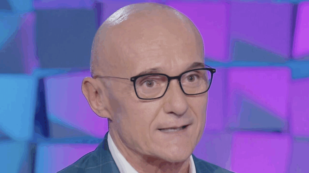 Mediaset Chiude Gli Altri Real