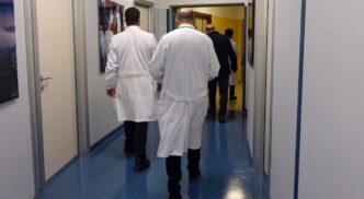 Medico Si Spaccia Per Il Nipot