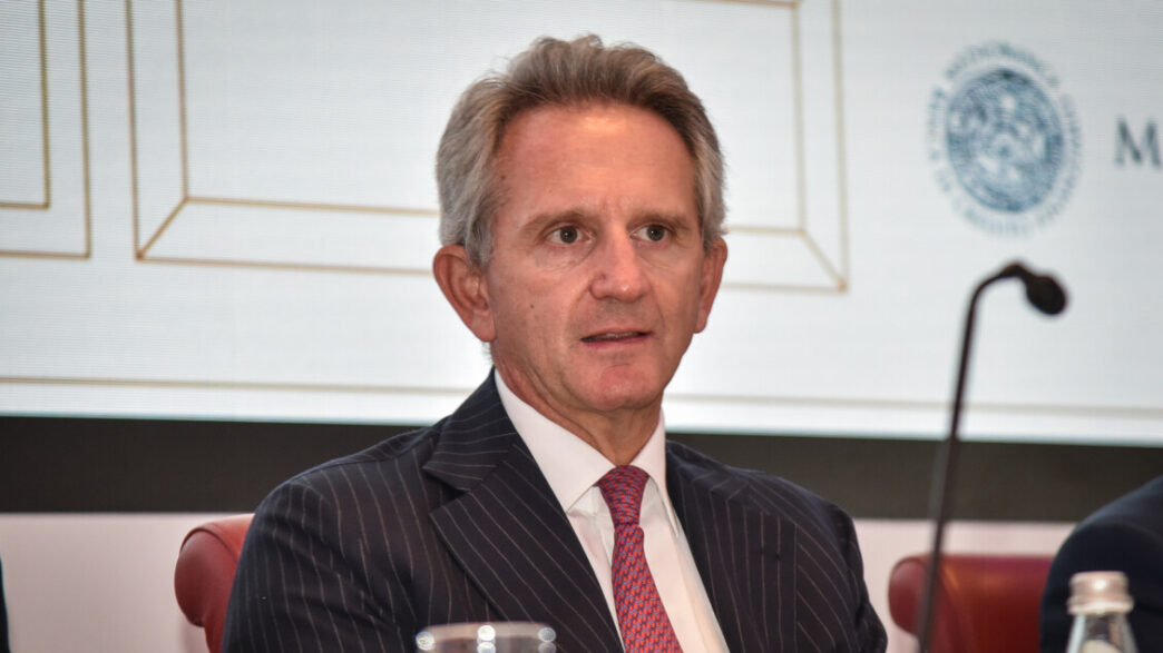 Mediobanca Convoca I Soci Del