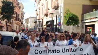 Migliaia In Corteo Ad Acerra P