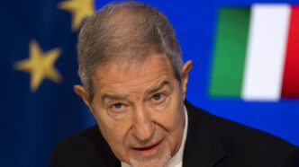 Ministro Nello Musumeci Rispon