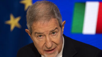 Ministro Nello Musumeci Rispon