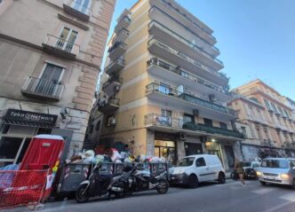 Napoli2C Discarica A Cielo Aper
