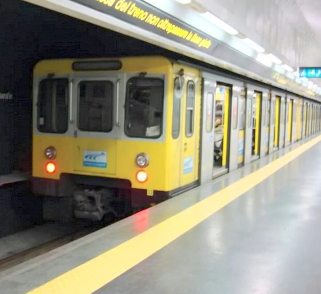 Napoli2C Metro Linea 1 E Funico