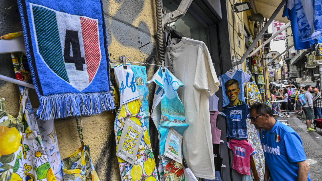 Napoli In Fermento Per Lo Scud