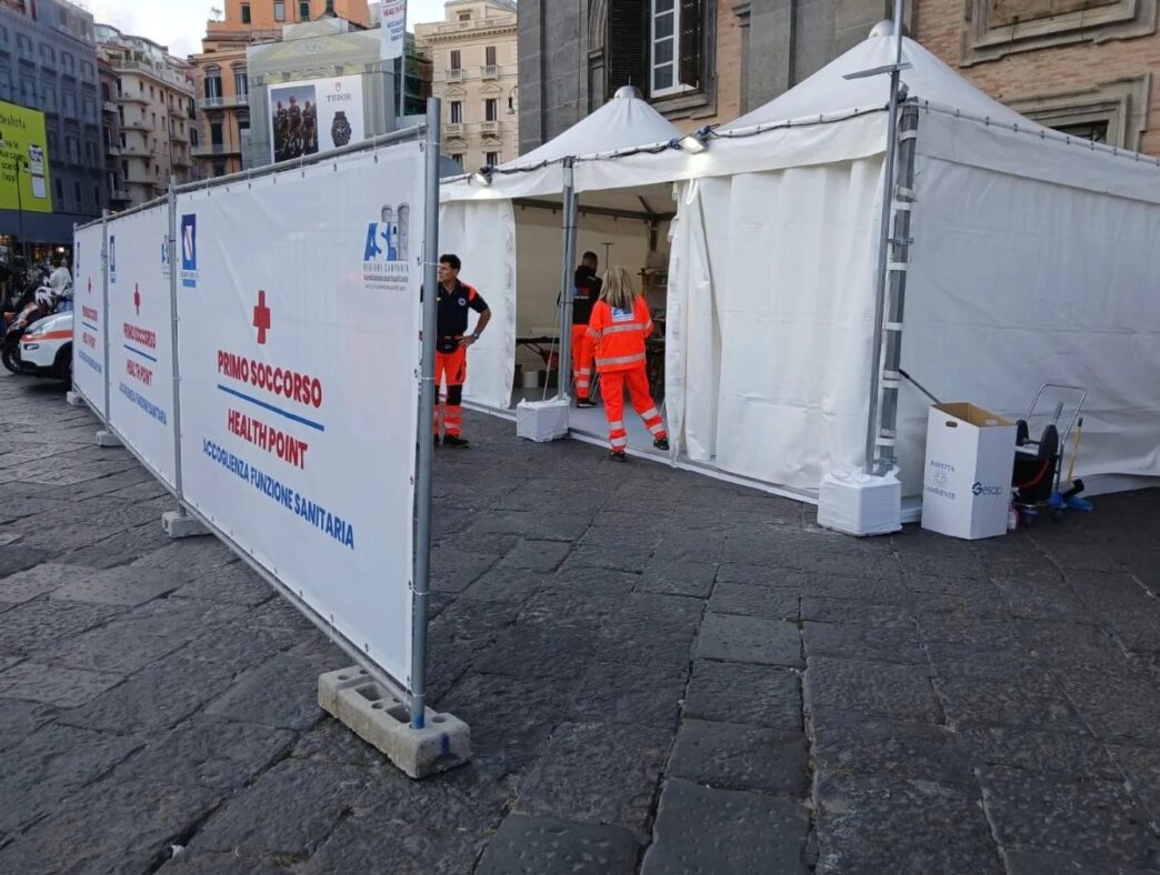 Napoli Si Prepara Alle28099Ondata D