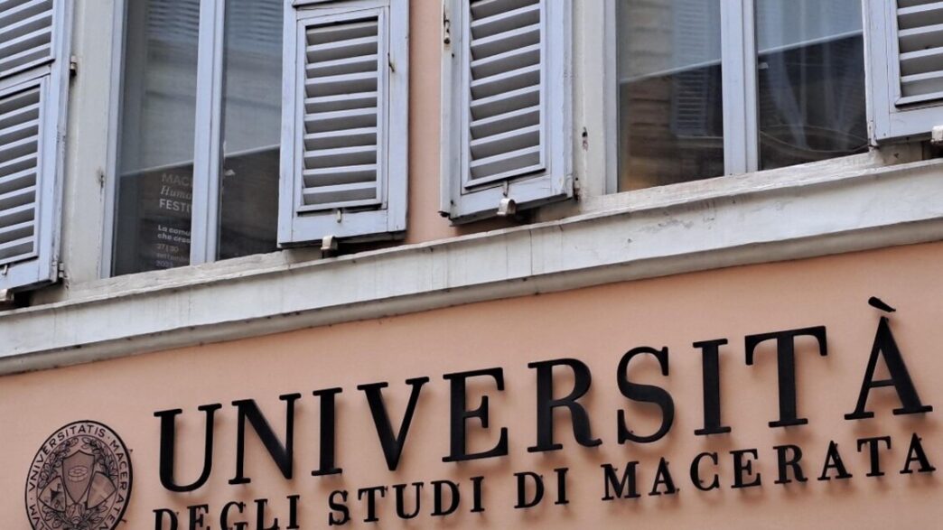 Nel Centro Storico Di Macerata