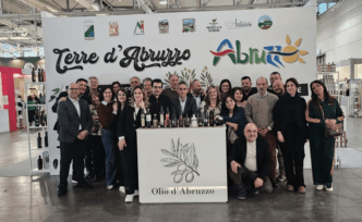 Olio De28099Abruzzo Verso Il Ricono