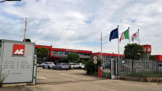 Operaio Muore Schiacciato Da U