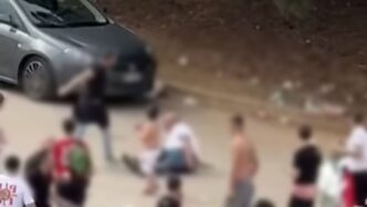 Padre Del Bambino E Altri Arre