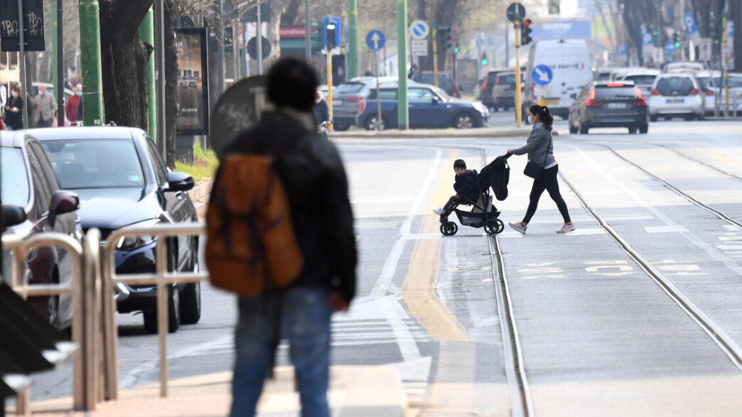 Patteggiamento A 2 Anni E 10 M