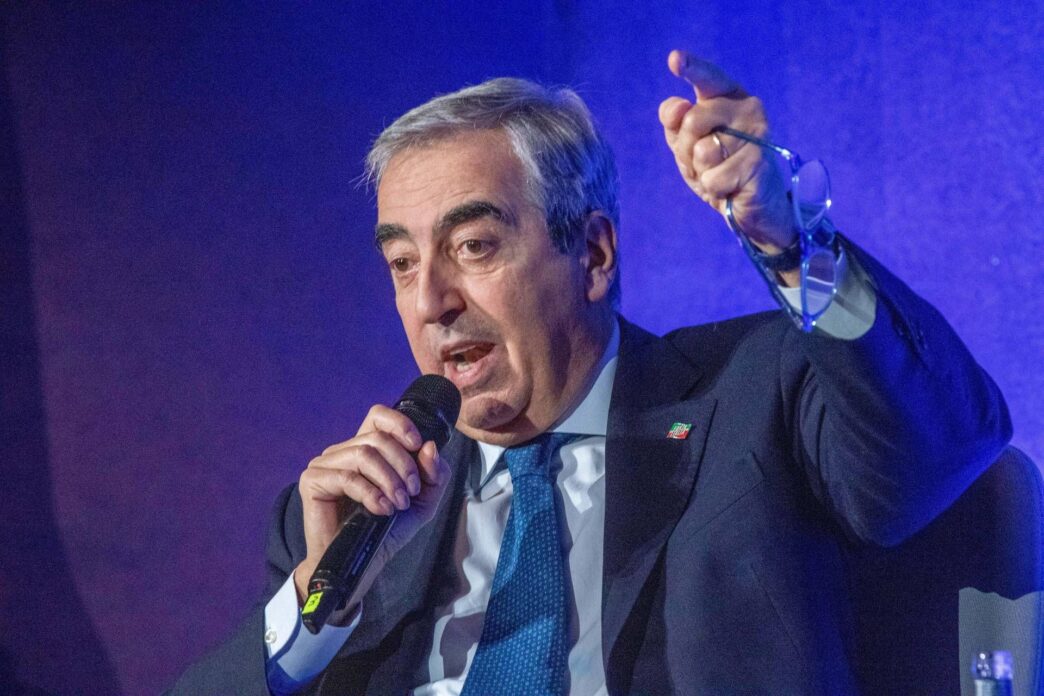 Polemiche Dopo L27Esibizione De