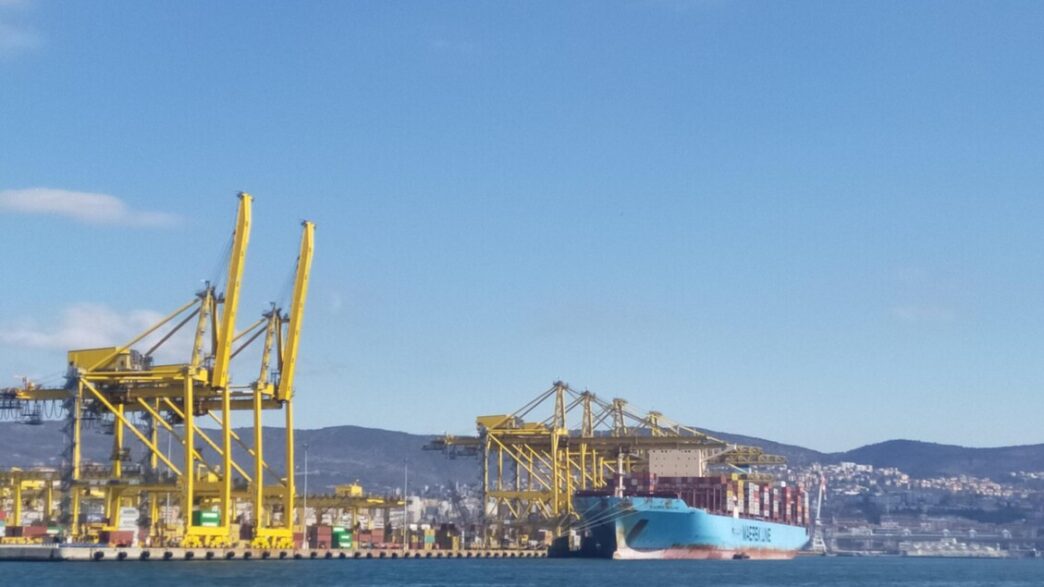 Porto Di Trieste Primo Trimest