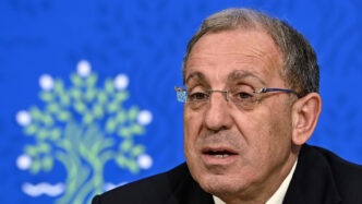 Prefetto Di Napoli Smentisce C