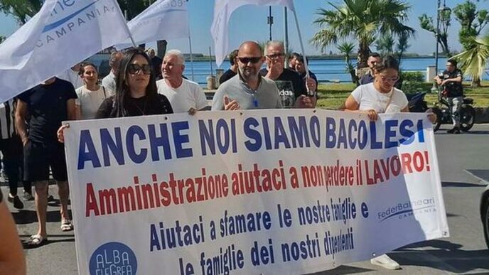 Proteste A Bacoli Per La Riape