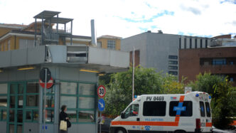 Ragazza Di 16 Anni In Condizio