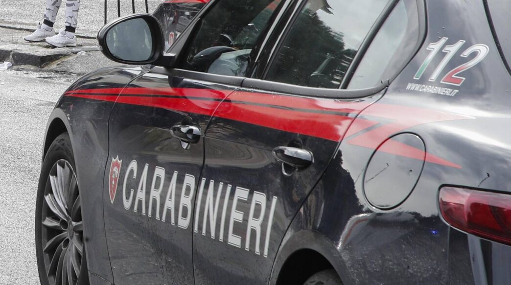 Ragazzo Di 13 Anni Accoltellat