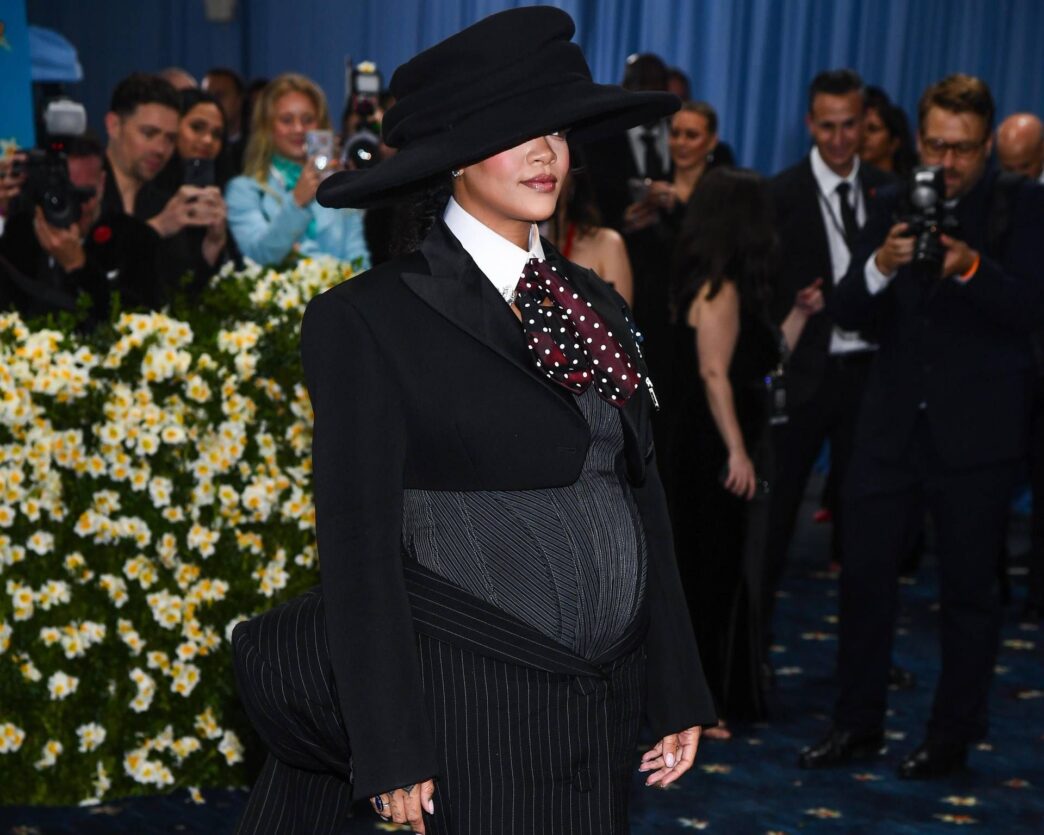 Rihanna Annuncia La Terza Grav